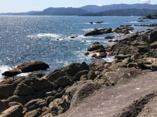 海岸の岩場