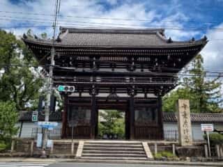 広隆寺　楼門