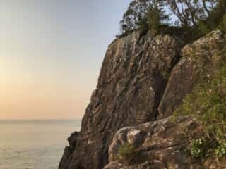 竹ヶ島から海を眺める