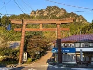 早朝の妙義山