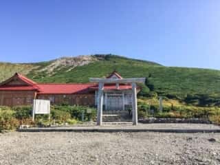 霊峰白山 奥宮祈祷殿・参籠殿