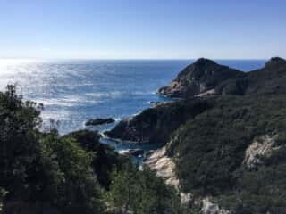 唐人石巨石群から太平洋を望む