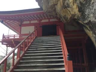 岩面大佛