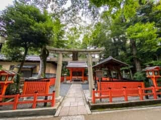 八坂神社　厳島社
