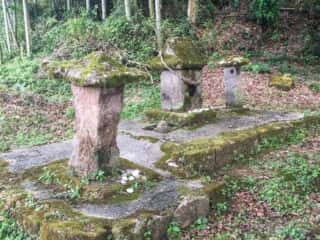 船木神社　拝殿裏の石碑