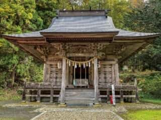 丹内山神社　拝殿