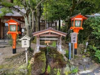 八坂神社　祇園御神水