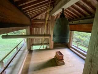 洞雲寺山門の除夜の鐘