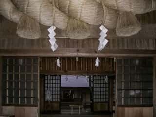 須佐神社　拝殿