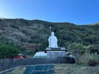 室戸青年大使像