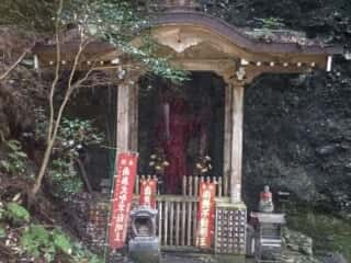 大師堂・岩屋寺