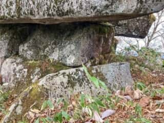 石上山 巨石群