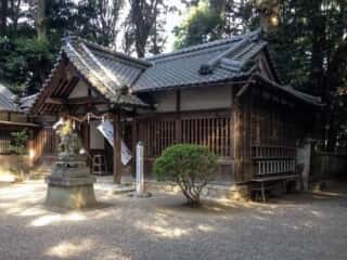 忍山神社 拝殿 (奈其波志忍山宮比定地)