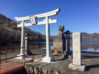 旧赤城神社本宮跡地　辨天宮 水仙殿