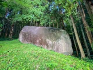 洞雲寺の大石