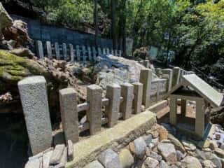 末刀岩上神社 磐座