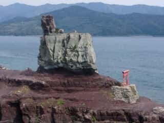 甑大明神　全容