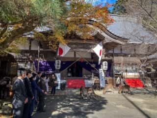 黄金山神社　拝殿