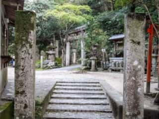 磐船神社　境内