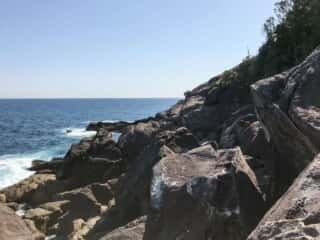 海岸の岩場