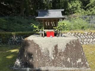 劔山本宮槇渕神社