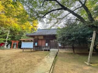 八倉比賣神社