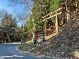 室根山 室根神社参道