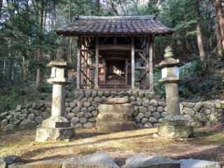 白山神社　拝殿　船来山 (伊久良河宮比定地)