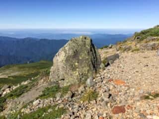 御前峰 白山登山道の巨石