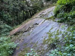 御嶽山 御嶽の鏡岩