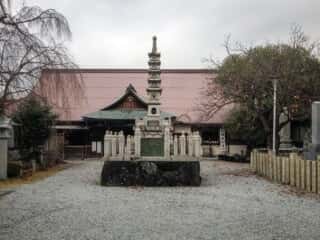 桜本坊 境内