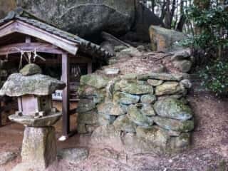 舟木石上神社