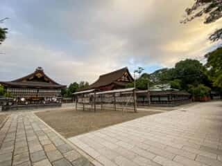 八坂神社　境内