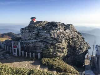 宝蔵石（剣山本宮宝蔵石神社）