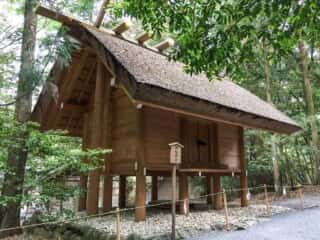 伊勢神宮内宮　御稲御倉