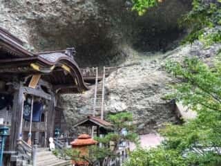 大師堂・岩屋寺