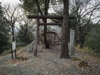春稲神社奥の院　船来山 (伊久良河宮比定地)
