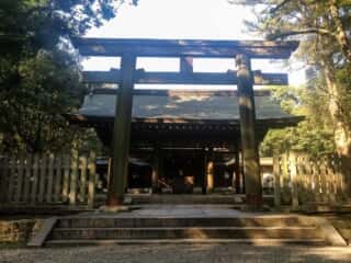 日前神宮 鳥居 (奈久佐浜宮比定地)
