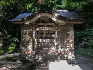 岩立神社　拝殿