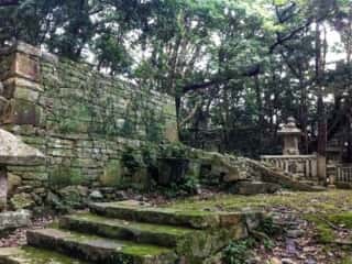 萬松院　境内