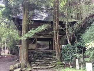 大師堂・岩屋寺