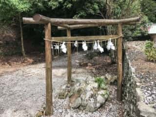 和多都美神社　豊玉彦の墳墓