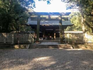 日前神宮 鳥居 (奈久佐浜宮比定地)