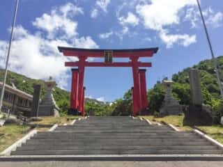 湯殿山神社 大鳥居
