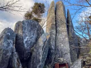 五葉山　山頂近くの巨石群