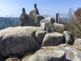 御在所岳 頂上