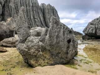 仏ヶ浦の奇石