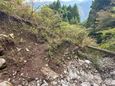 石立山