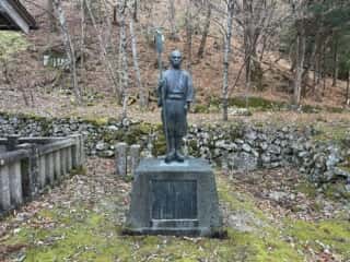 劒山本宮劒神社