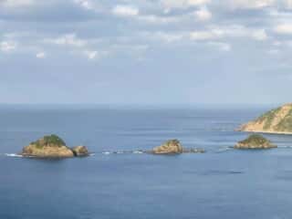 奄美大島 西古見三連立神